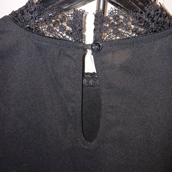New Black Contrast Lace Blouse - Picture 8 of 10